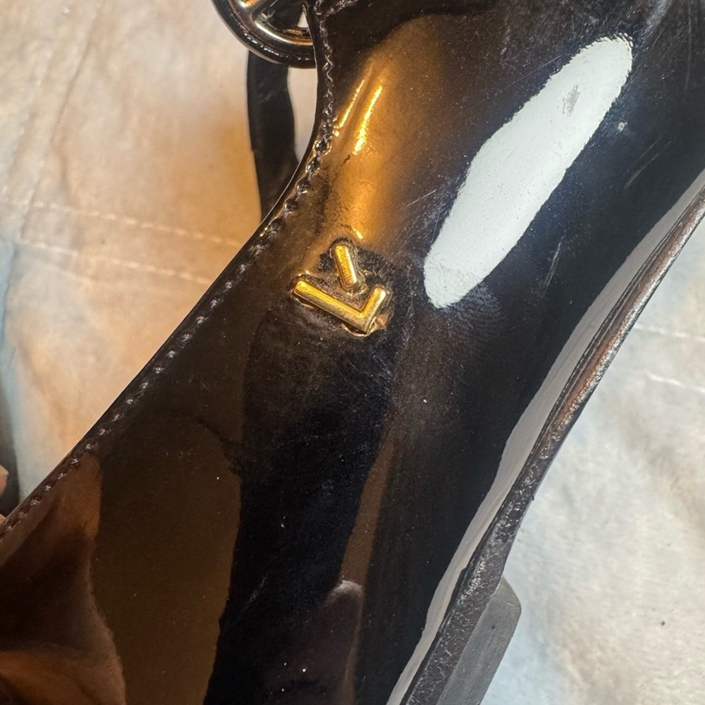 Larroude Glossy Black Flats with Strap - Picture 5 of 5